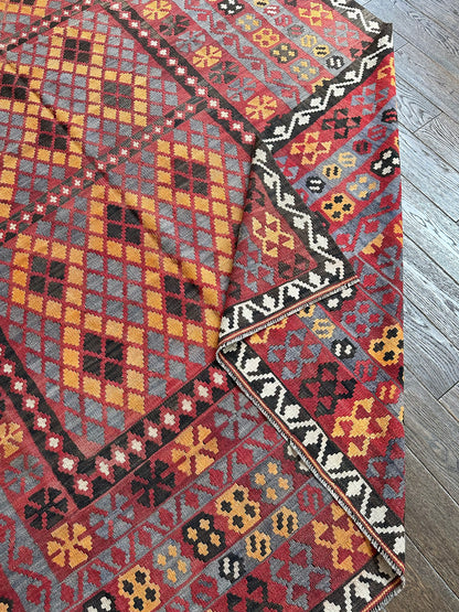 7x10 Old Washed Kilim